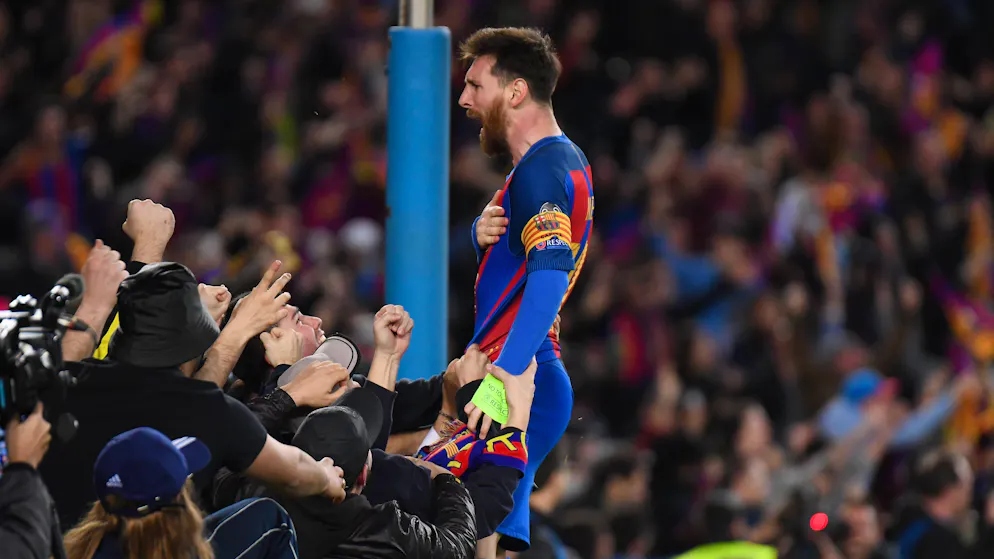 Unvergessen: Lionel Messi lässt sich bei der «Remuntada» von den Barça-Fans feiern.