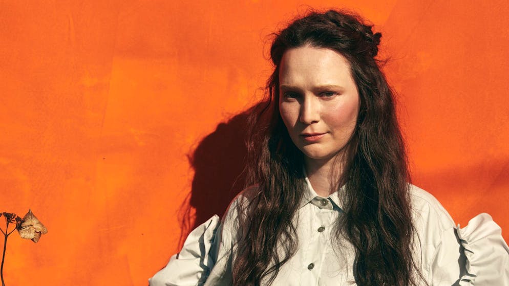 Swiss singer rolls up the field from behind. Does Zoë Më now suddenly have a chance of winning the ESC?