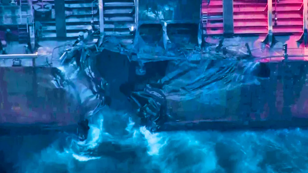 Shipwreck in the North Sea: Is an environmental disaster looming? - Gallery. Both ships - here the "Stena Immaculate" - were badly damaged.