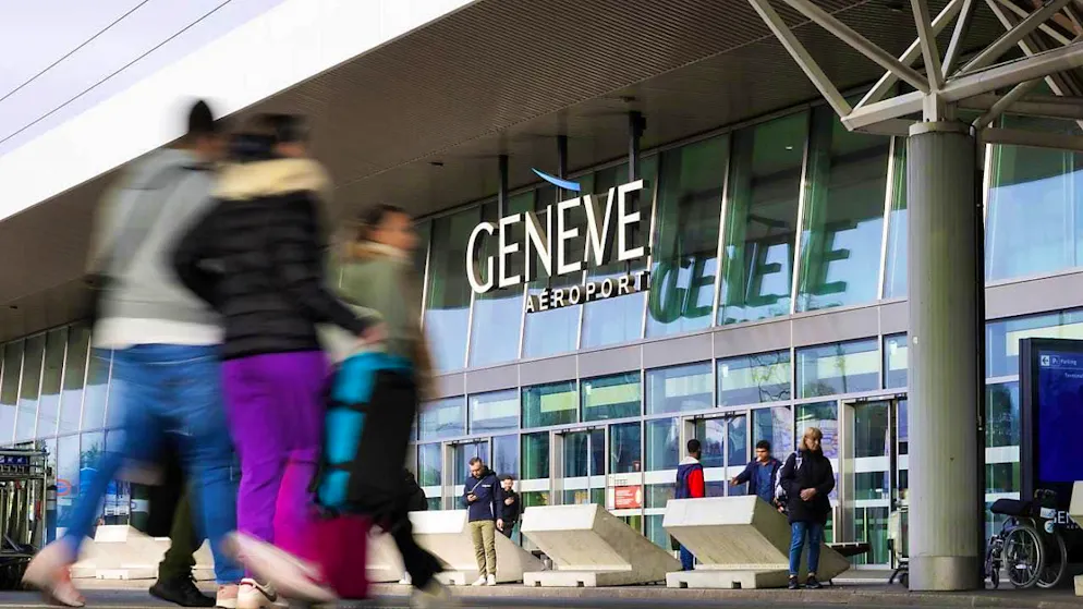 Passengers can expect considerable delays at Geneva Airport on Tuesday. (archive picture)