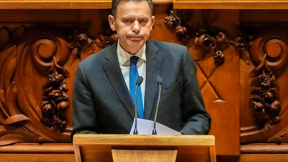 Portuguese Prime Minister Luis Montenegro reacts at the beginning of the debate before the vote on a motion of confidence in the Portuguese parliament. Photo: Armando Franca/AP/dpa