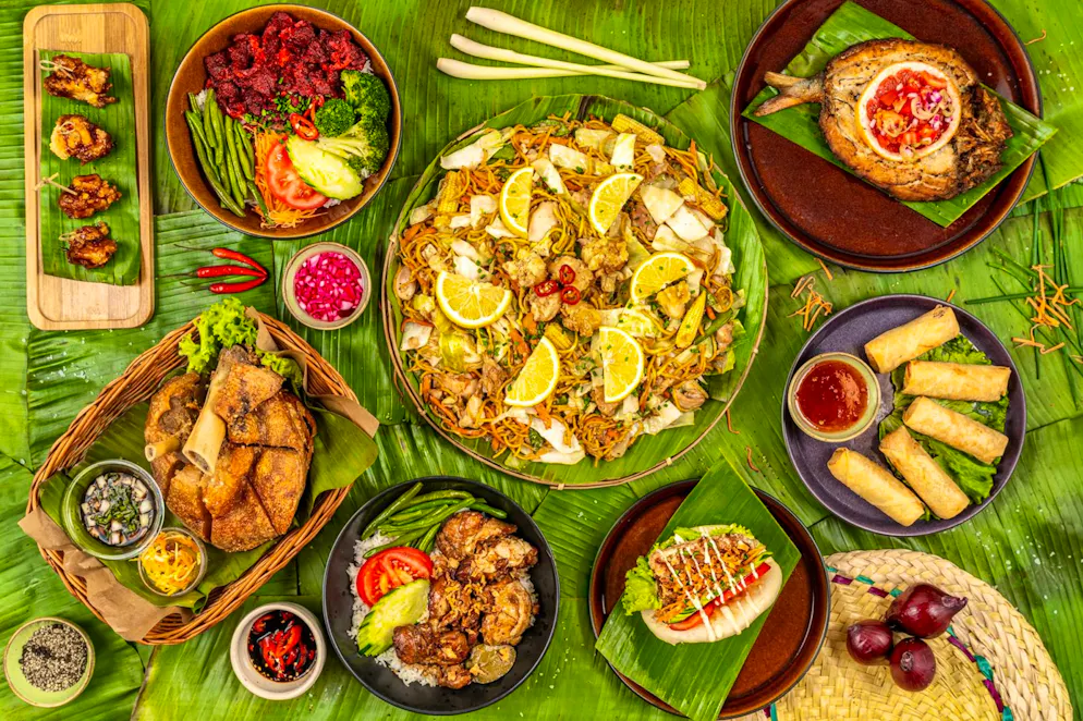 Ube root at Papa Oro's. At Papa Oro's, guests immerse themselves in Filipino cuisine. There are not only ube delicacies to enjoy, but also fine grilled and fish dishes or rice bowls.