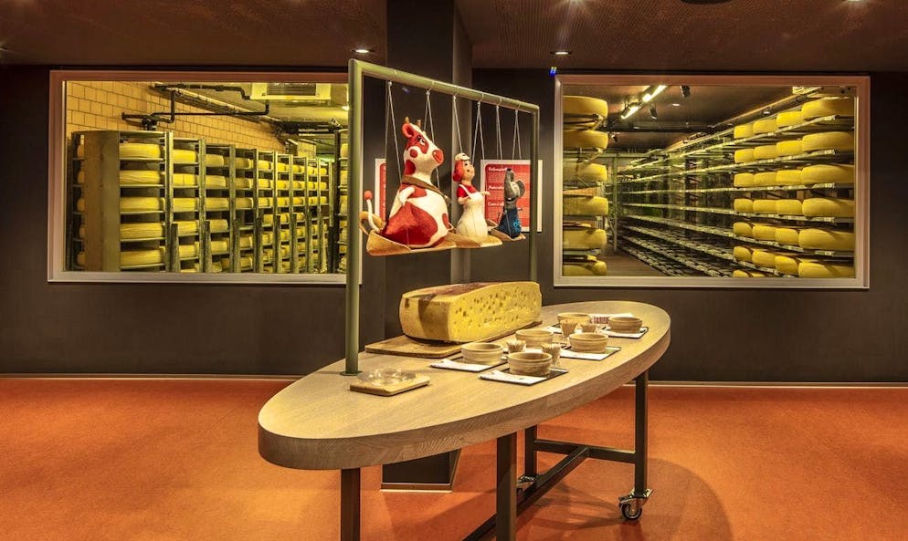 Impressions of the opening of the visitor tour at the Emmental show dairy in Affoltern im Emmental in December 2018.