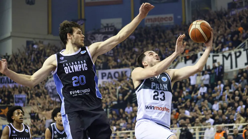 Basketball - Coupe d'Europe. Fribourg Olympic tombe avec les honneurs dans le chaudron du PAOK