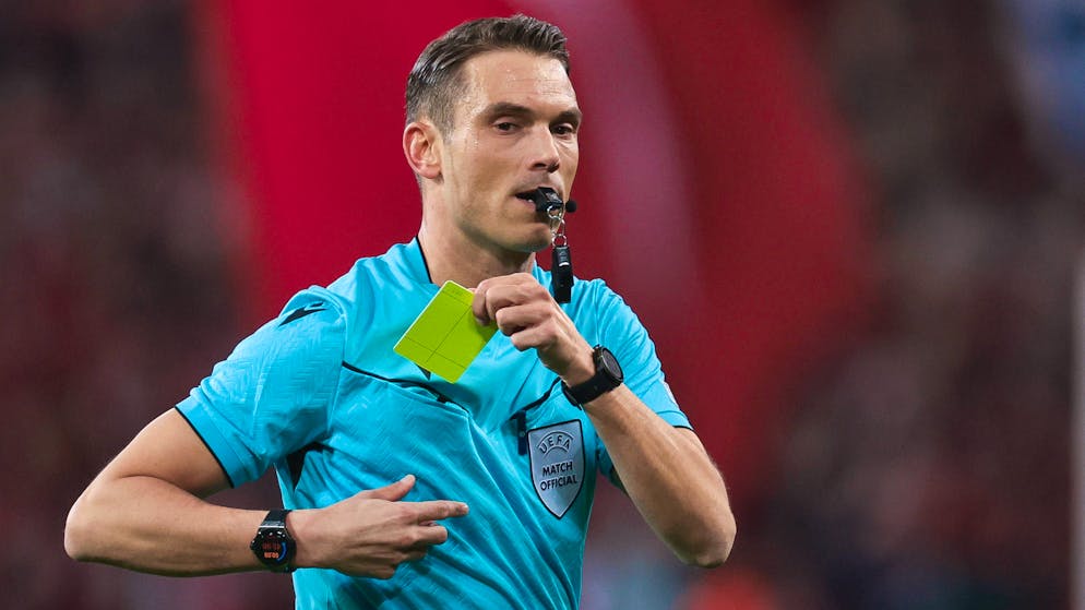 Sandro Schärer steht in einer Szene besonders im Mittelpunkt.