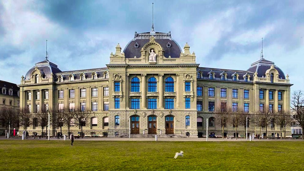 Researchers at the University of Bern have investigated whether climate models can explain the record rise in sea surface temperatures. (archive image)