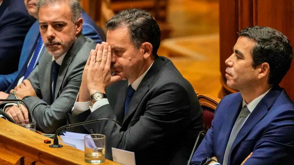 New trouble spot in Portugal: Family firm topples government - Gallery. Montenegro wants to attempt a comeback despite the bankruptcy.