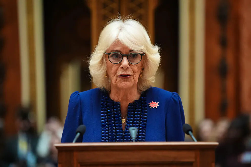 Königin Camilla engagiert sich seit Längerem für Frauen, die häusliche oder sexualisierte Gewalt erlebt haben.
