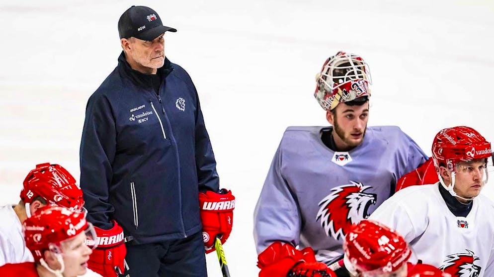 Eight teams, one trophy: playoff time begins - Gallery. The qualification victory went to Lausanne HC for the first time. Coach Geoff Ward's team is well prepared for the coming weeks