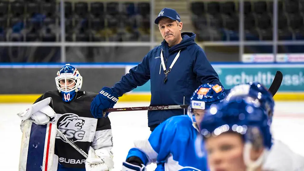 ZSC against Kloten is no ordinary quarter-final - Gallery. For ZSC coach Marco Bayer, his personal future is also at stake