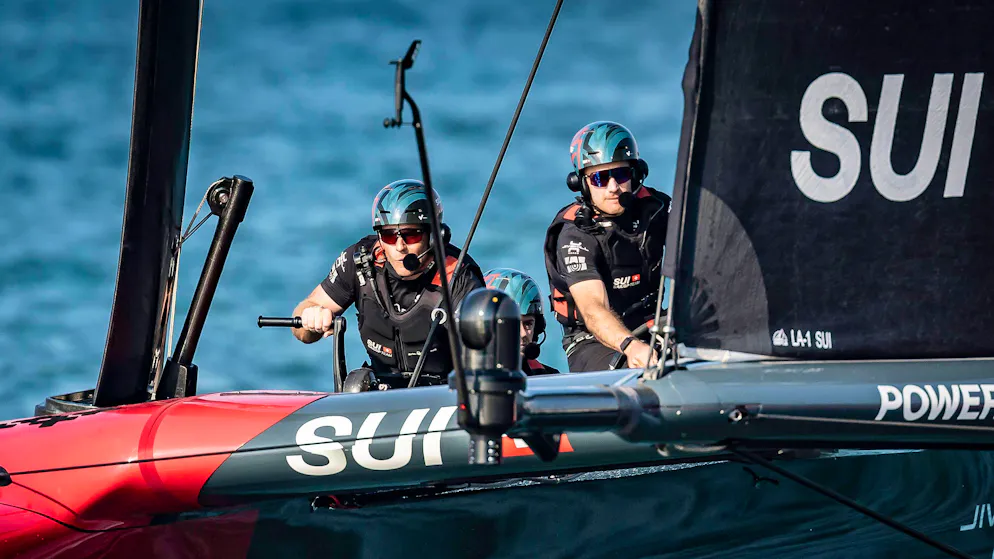 Le SailGP, c'est sur blue Zoom. «Ça va être intense» - Schneiter et l'équipe de Suisse prêts à passer un cap