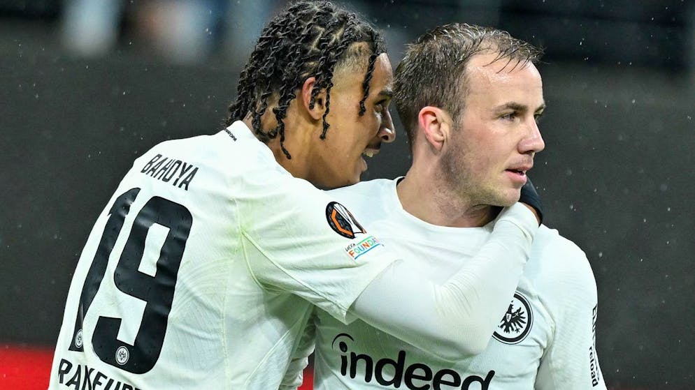 Europa League. Frankfurt beat Ajax ++ Roma fail ++ Fernandes sends ManUtd through with hat-trick