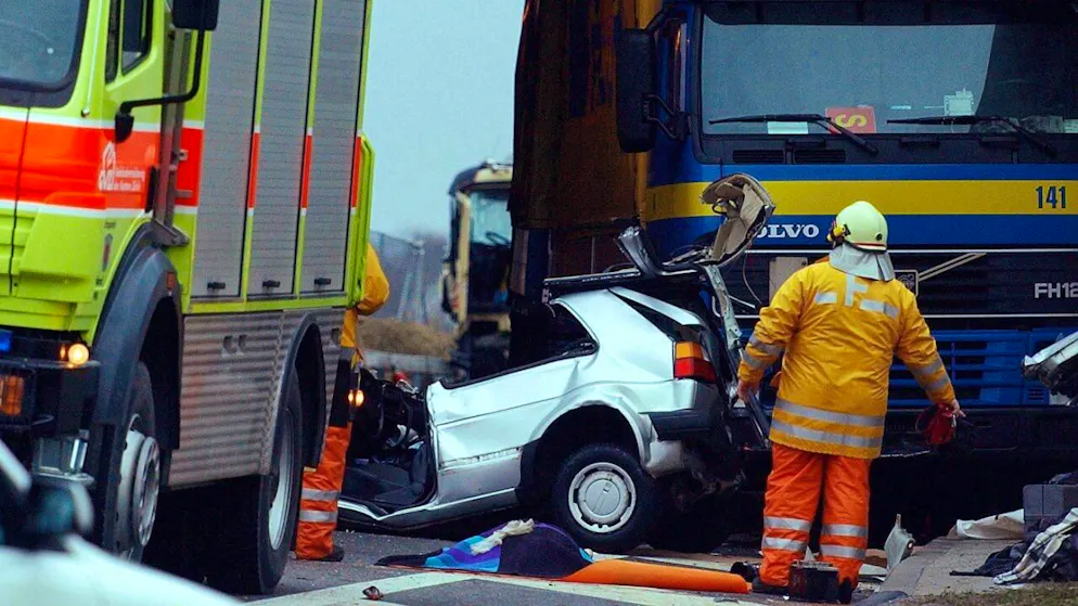 2024 sind in der Schweiz 250 Menschen bei Verkehrsunfällen ums Leben gekommen. Letztmals war die Zahl 2015 so hoch. (Symbolbild)