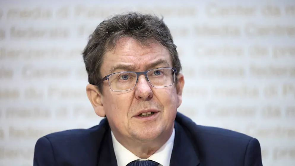 Bundesrat Albert Rösti wollte am Freitag ein befristetes Förderprogramm vorstellen, mit dem der Bundesrat einen digitalen Stadt-Land-Graben verhindern will. (Archivbild)