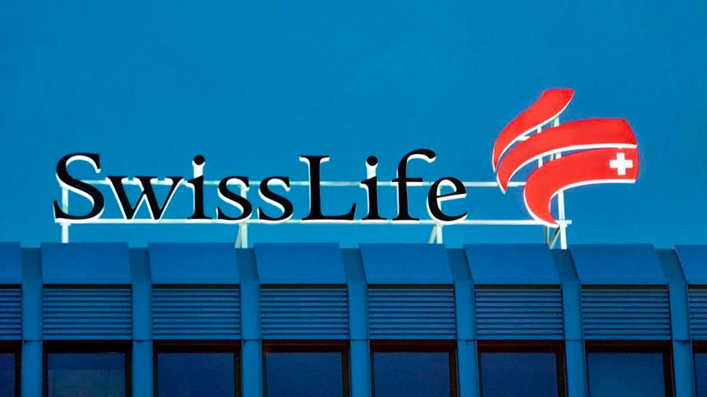 Der Versicherungskonzern hat 2024 mehr Prämien eingenommen und deutlich mehr verdient. (Archvibild)