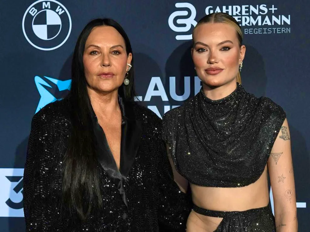 Natascha and Cheyenne Ochsenknecht, known from a TV documentary.