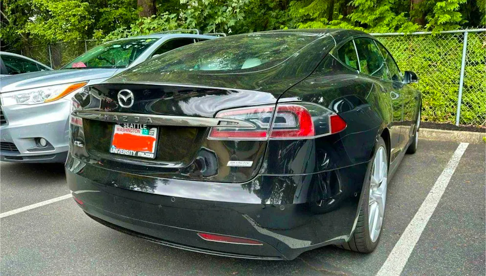 Tesla owners camouflage their cars. Mazda my ass: this Tesla in Seattle disguises itself.