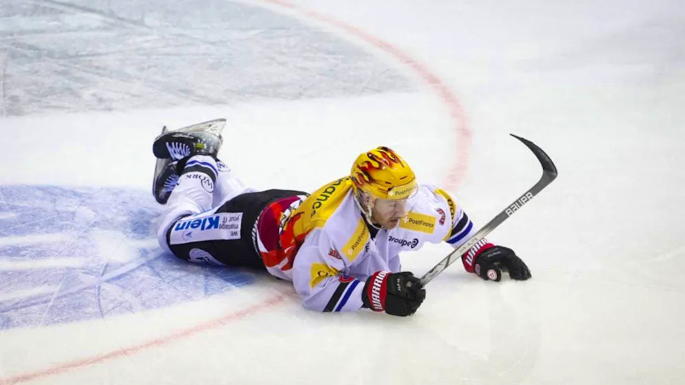 Fribourg's Lucas Wallmark proves his scoring qualities in the first quarter-final game
