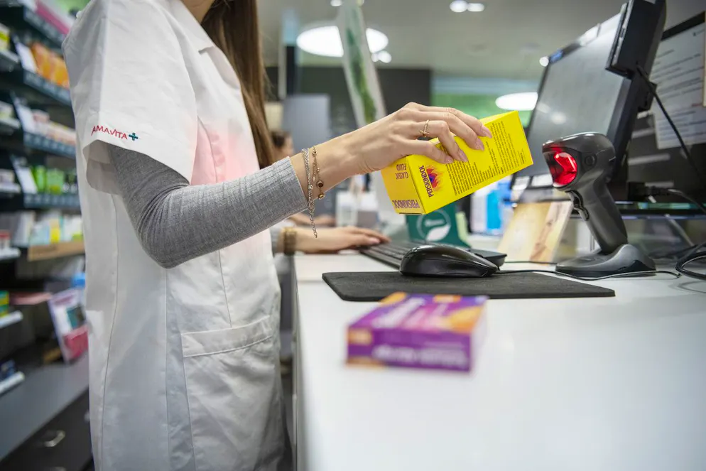 Ein rezeptfreies Mittel kann in einer Apotheke doppelt so teuer sein wie in einer anderen. Perskindol gehört noch zu den harmloseren Beispielen.