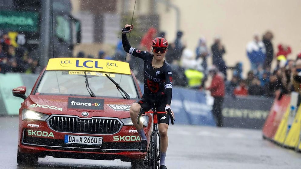 Michael Storer kommt in Auron solo an