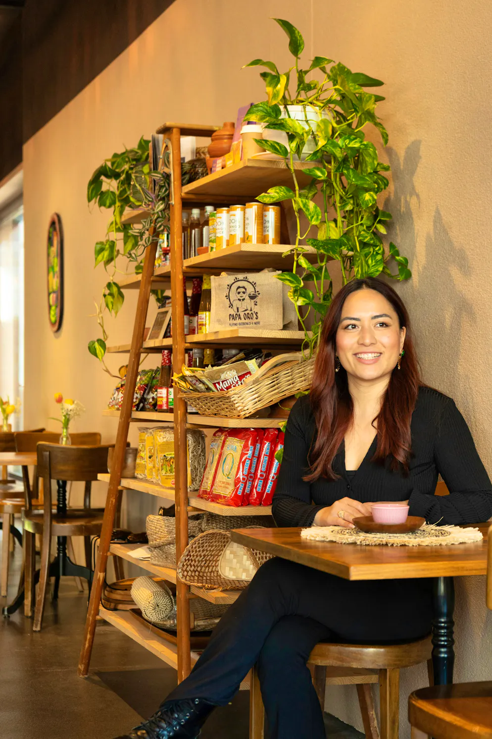 Anja Guevarra works more behind the scenes at Papa Oro's and takes care of administrative matters, among other things.