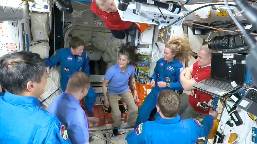 Seit mehr als neun Monaten im All. Gestrandete ISS-Astronauten sollen Dienstag endlich zurückkehren