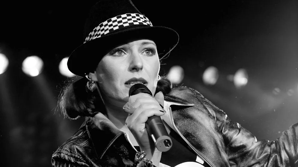 Fans and friends mourn the death of Rosenstolz singer. 