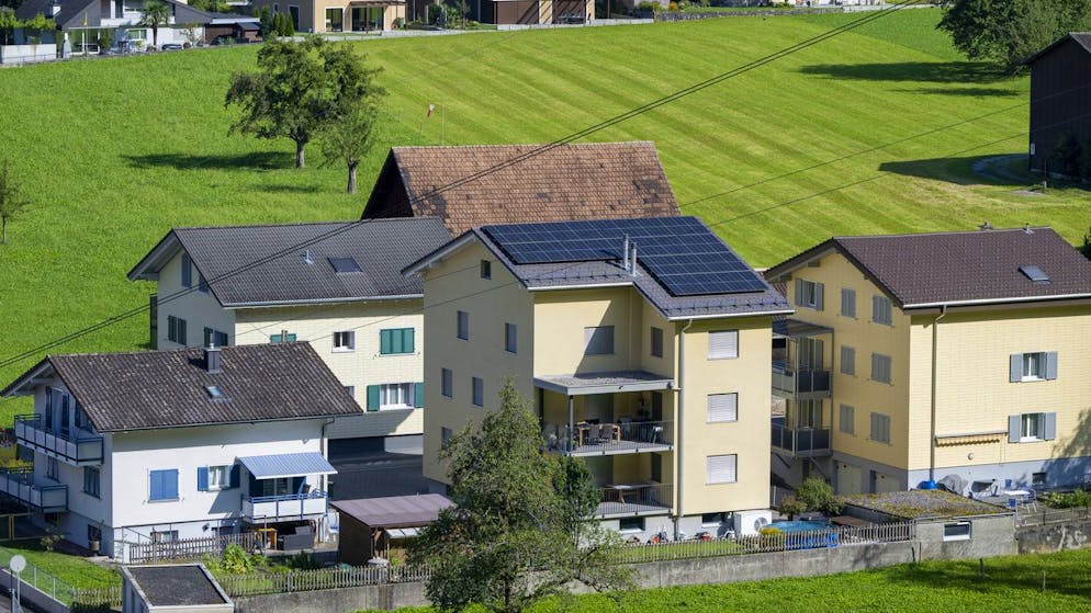 Mortgage rates are rising, living space is shrinking. You can afford to buy your own home - on this condition