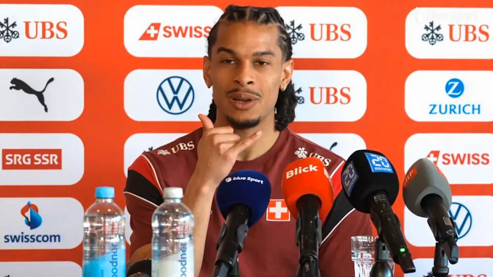 Wenn der Nati-Trainer anruft. Schmidt hatte die Nummer von Yakin nicht: «Ich dachte, er sei ein Agent»