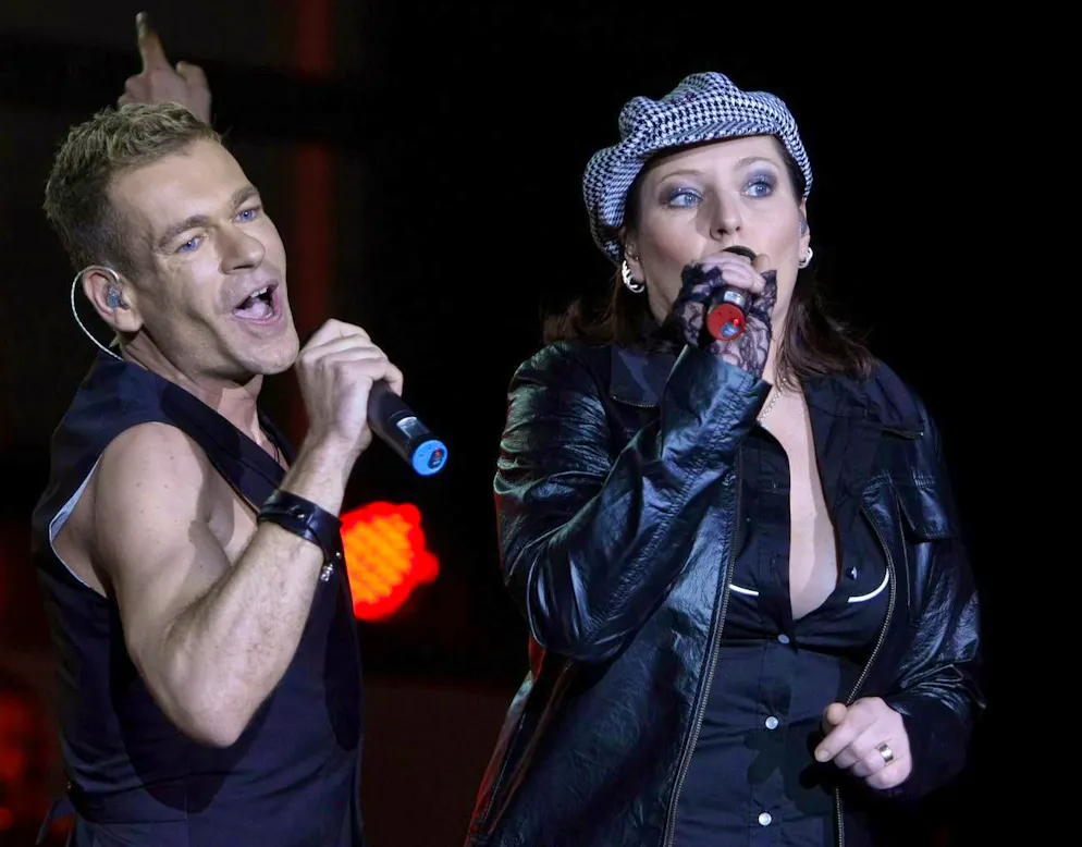 Singer AnNa R. from Rosenstolz turned 55 years old. Peter Plate and AnNa R. at a performance in Berlin's Columbiahalle in 2008. Villagran/dapd