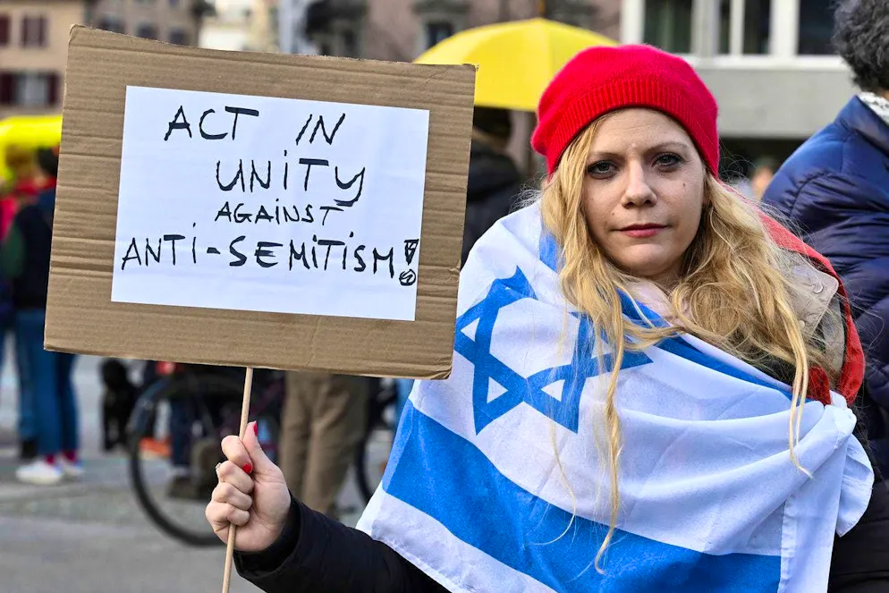 Protest against anti-Semitism on Zurich's Helvetiaplatz in March 2024.
