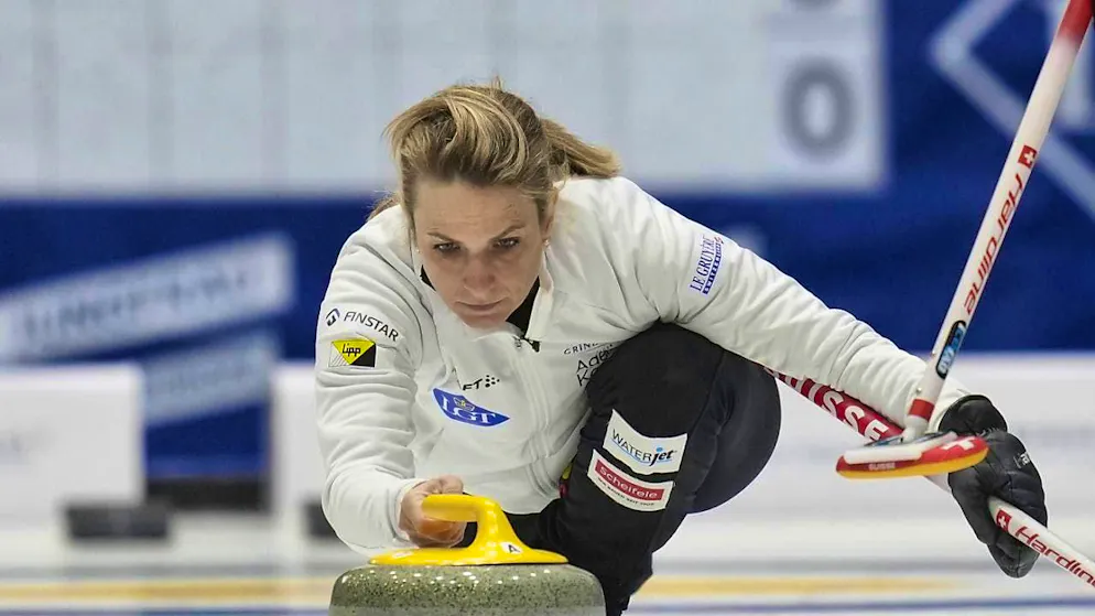 Skip Silvana Tirinzoni and her team also win their sixth game at the World Championships