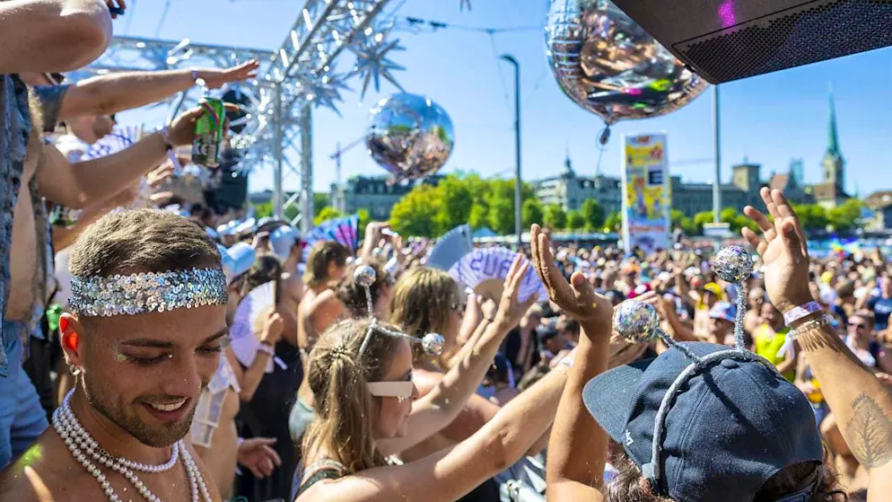A milestone for Swiss techno culture was the first Zurich Street Parade in 1992 - inspired by the Love Parade in Berlin. Since then, it has attracted thousands of people to Zurich, including last summer. (archive picture)
