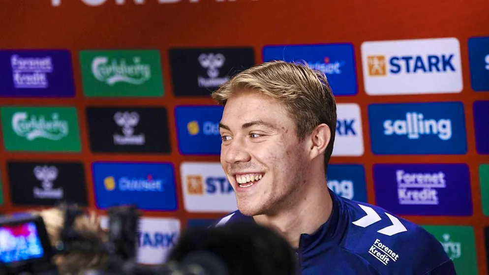 Two new hopefuls, a newcomer and the legend - Gallery. Rasmus Höjlund talks about his role model Cristiano Ronaldo