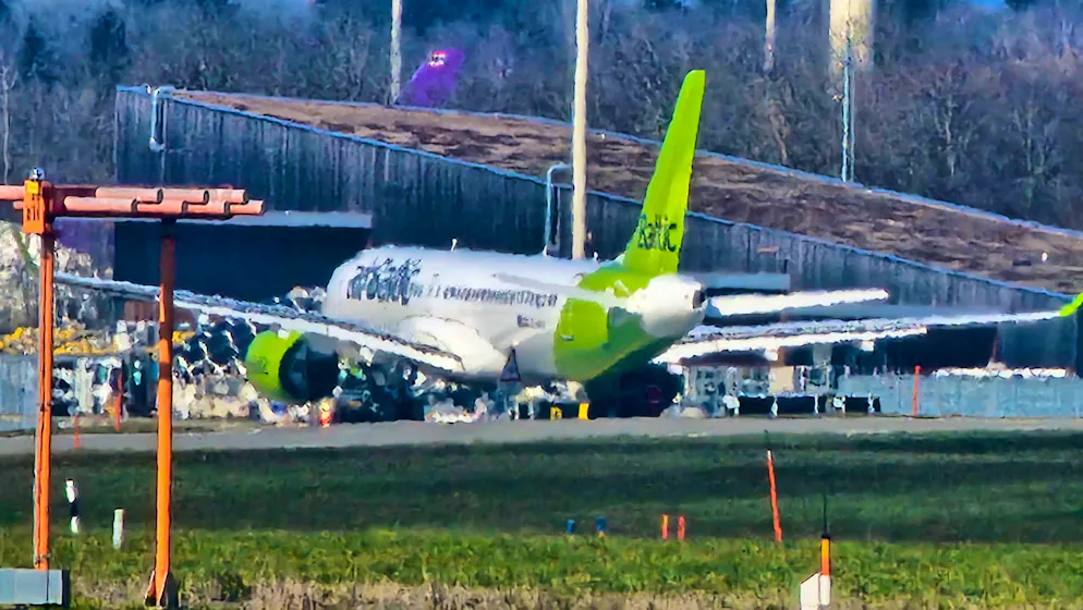 The Air Baltic aircraft was flying on behalf of Swiss. 