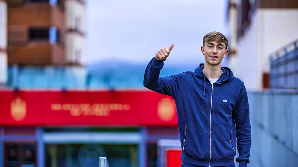 Two new hopefuls, a newcomer and the legend - Gallery. Dean Huijsen has matured into an international at Bournemouth
