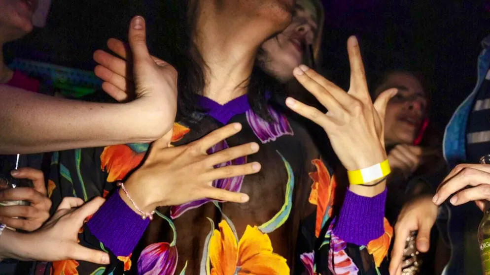 Swiss press photos of the year have been selected - Gallery. Anne Morgenstern ("Neue Zürcher Zeitung") won first prize in the "Topicality" category with her photo series about fans of pop singer Taylor Swift.