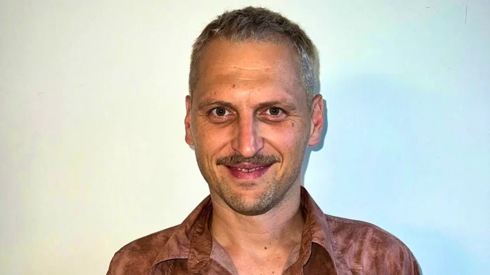 Stipe Svalina knows which bands are about to take off. As co-booker at the m4music festival, he brings artists from the alternative pop scene to the stage.