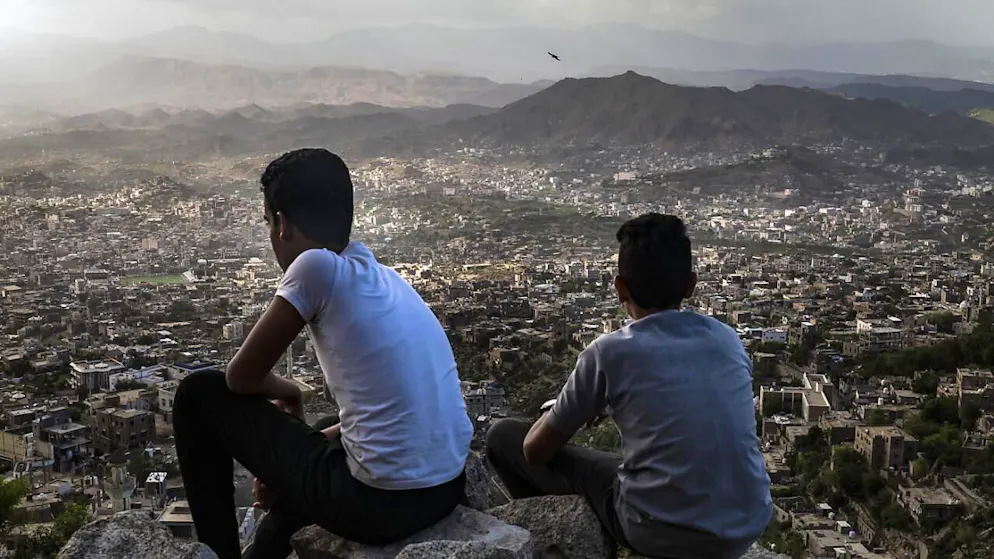 Schweizer Pressebilder des Jahres stehen fest - Gallery. Wie bereits im Jahr zuvor, führte Dominic Nahr ("Neue Zürcher Zeitung") die Kategorie "Ausland an". Er dokumentierte die Stadt Taiz in Jemen.