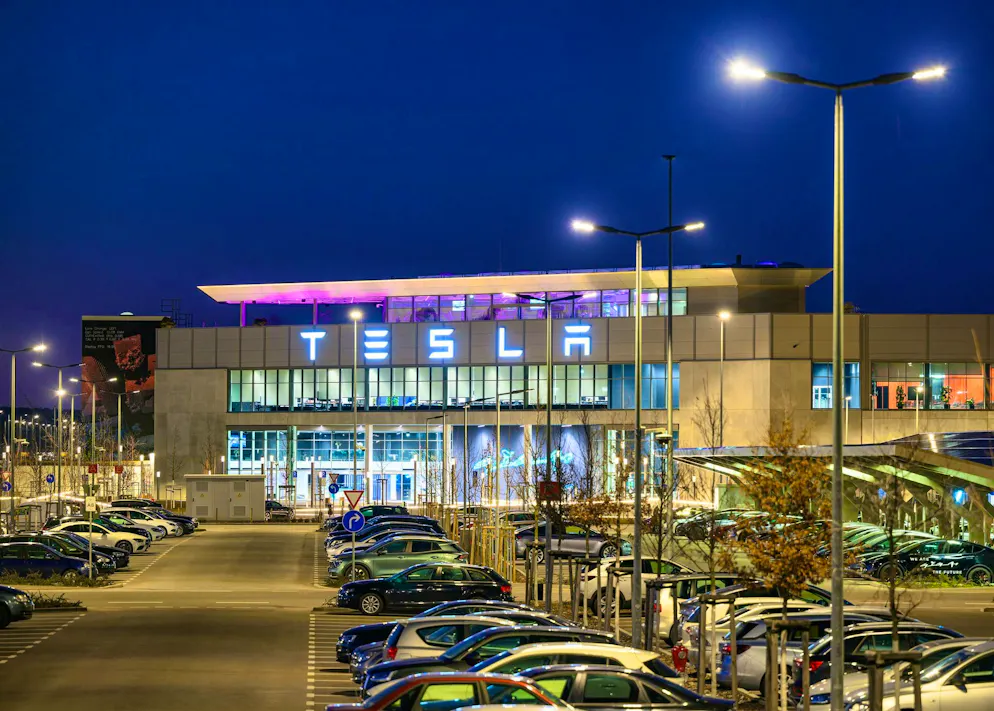 Three years of Tesla: between confidence and protest - Gallery. The Tesla plant in Grünheide near Berlin is three years old. Sales in Germany are falling, but Tesla is still confident (archive image).