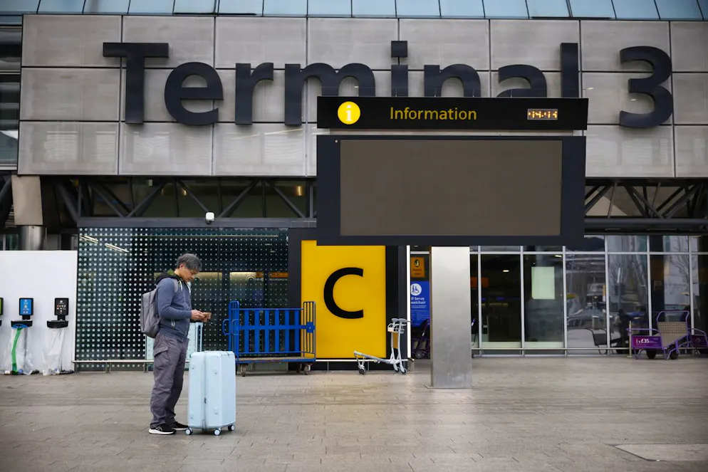 Brand bei Londoner Flughafen Heathrow. Durch den Brand bestand eine grosse Gefahr gegenüber den Passagieren und dem Flughafenpersonal.