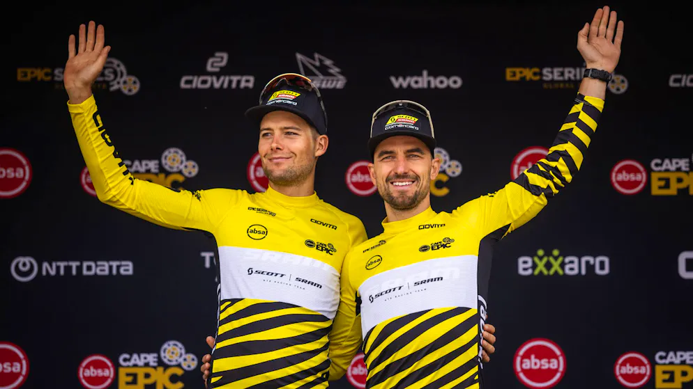 Gesamtsieg beim Mountainbike-Spektakel. Schurter und Colombo setzen sich beim Cape Epic die Krone auf