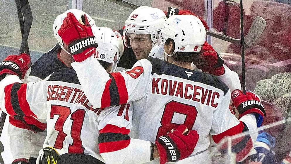 Despite a strong Hischier, the New Jersey Devils lose.