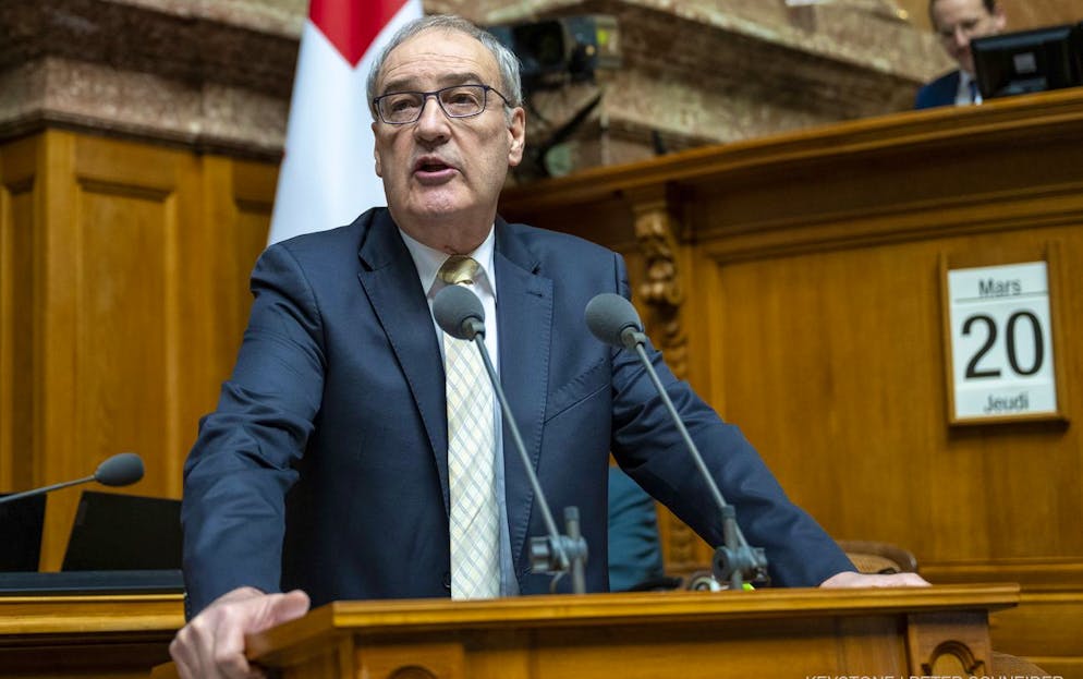 Bundesrat Guy Parmelin ist betreff des Schweizer Lohnschutzes vorsichtig optimistisch. «Es ist ein fragiler Kompromiss.» Die Zukunft werde zeigen, wie nachhaltig dieser sei.