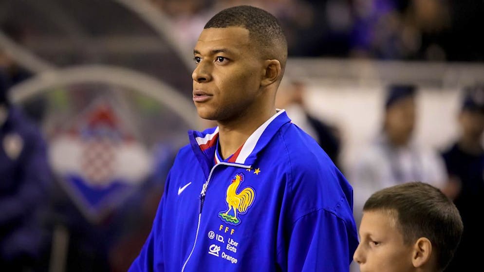 Der französische Fussballstar Kylian Mbappe ist Teilhaber und Markenbotschafter von Loewe. Das deutsche Traditionsfirma will sich künftig nicht mehr auf die
Entwicklung und Produktion von TV- und Audio-Geräten konzentrieren. Loewe
erweitert seine Produkt-Palette. (Archivbild)