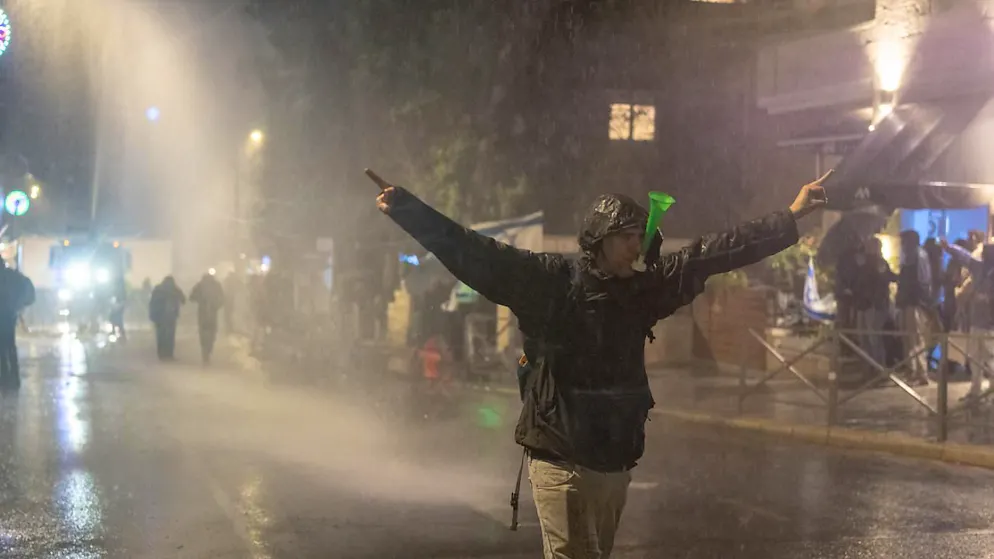 Demonstranten in Tel Aviv. Foto: Ilia Yefimovich/dpa/Archivbild