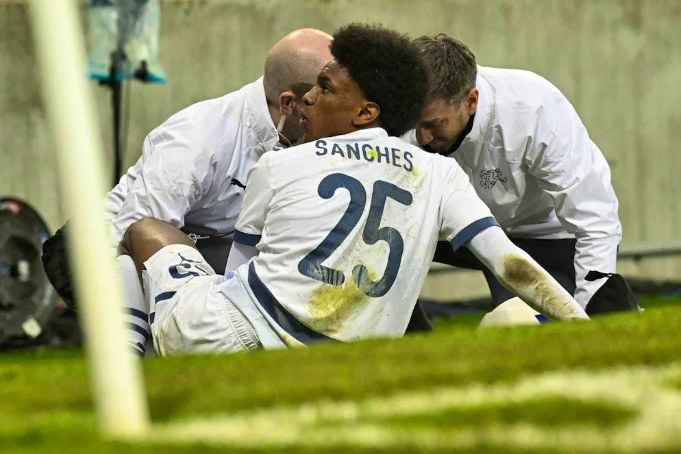 Has Sanches suffered a serious injury?. Lausanne announced on Sunday morning: Sanches has torn his anterior cruciate ligament.