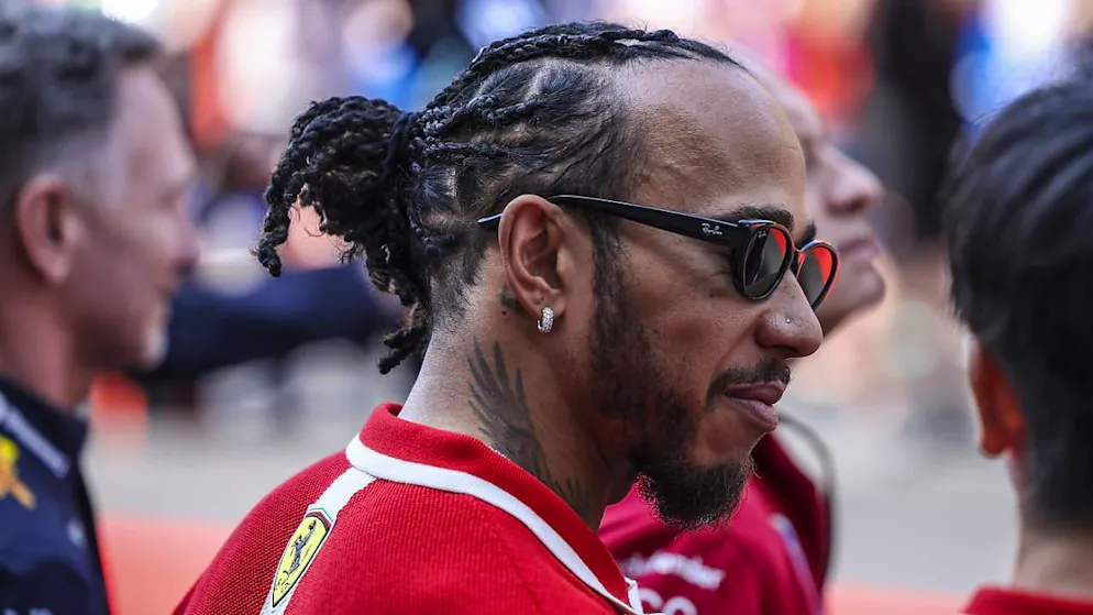 McLaren wird den Vorschusslorbeeren gerecht - Gallery. Sprint-Sieg und Disqualifikation: Auf das Hoch folgte für Lewis Hamilton in Schanghai mit Ferrari das Tief