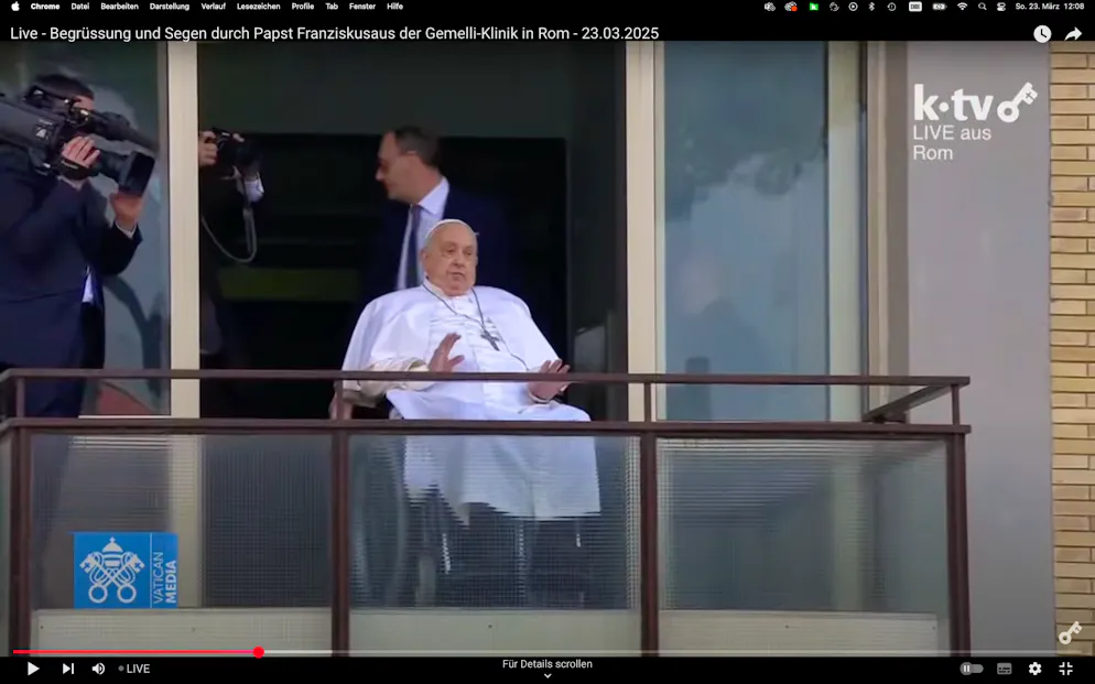 Der Papst zeigt sich wieder der Öffentlichkeit.