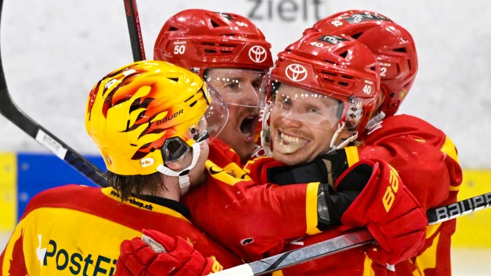 Flavio Schmutz jubelt über das entscheidende 3:1 gegen Lausanne